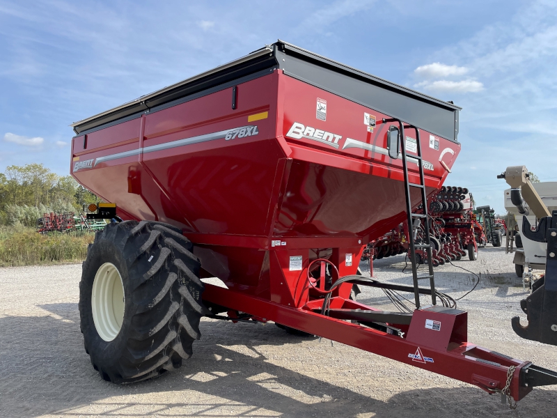 2024 Brent 678XL Grain Cart