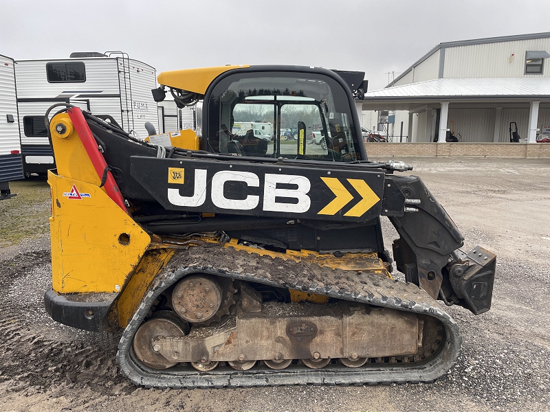 2018 JCB 3TS-8T Compact Track Loader