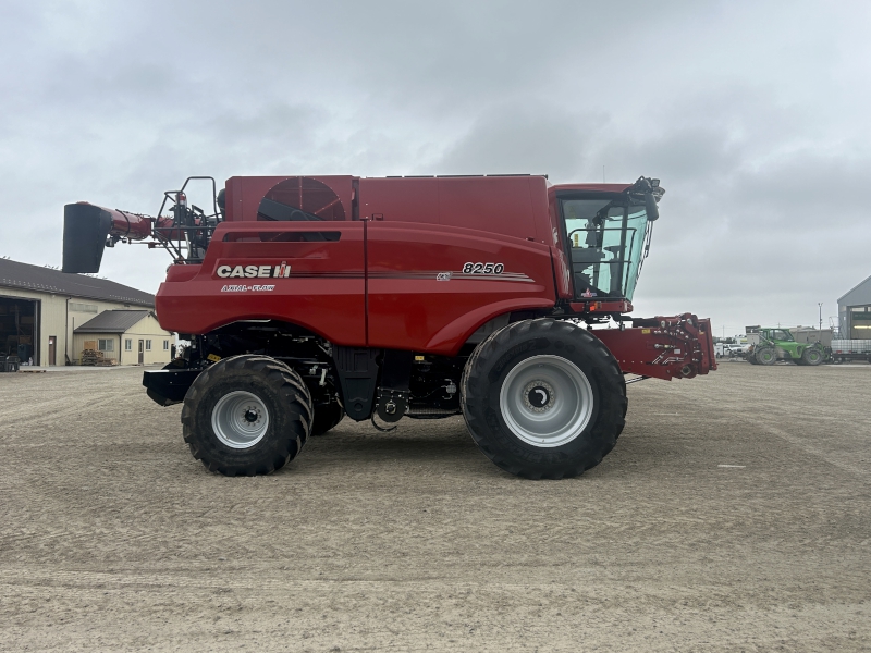 2024 Case IH 8250 Combine