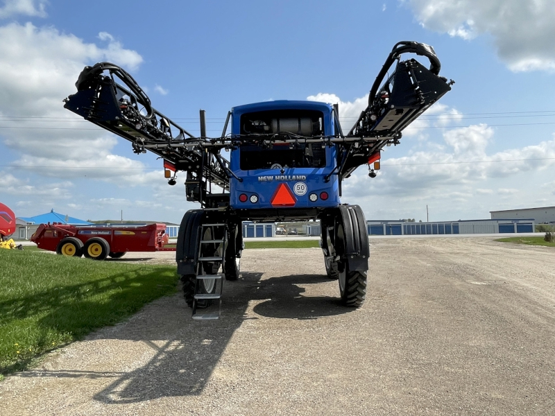 2024 New Holland SP.310F Sprayer/High Clearance