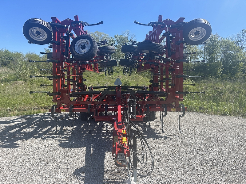 2025 Case IH VT265-40.5 Field Cultivator