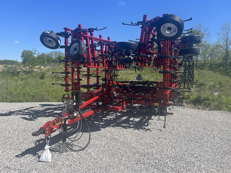 2025 Case IH VT265-40.5 Field Cultivator