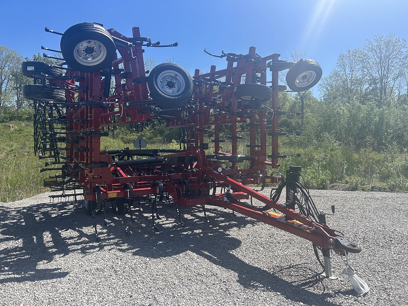 2025 Case IH VT265-40.5 Field Cultivator