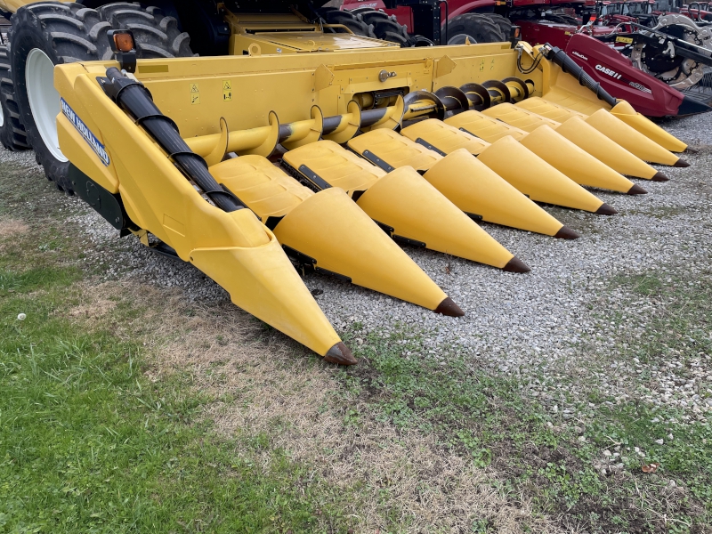 2014 New Holland 980CR Header Corn Head