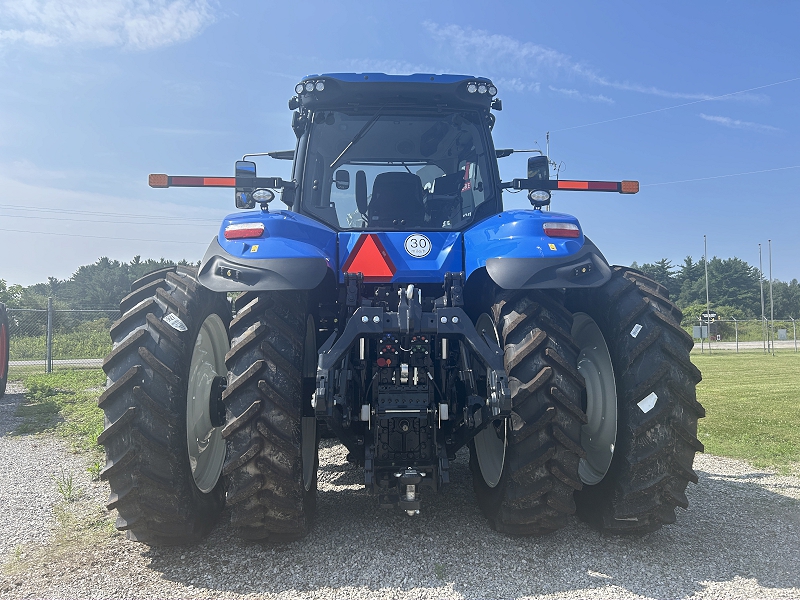 2025 New Holland T8.325  PLMI Tractor