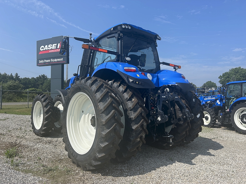 2025 New Holland T8.325  PLMI Tractor