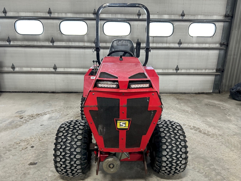 2017 Steiner 450 Tractor Compact