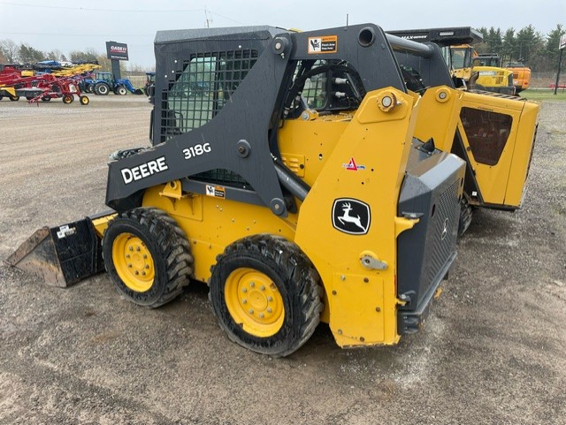 2017 John Deere 318G Skid Steer Loader