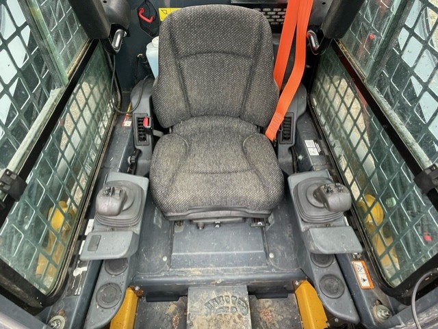 2017 John Deere 318G Skid Steer Loader