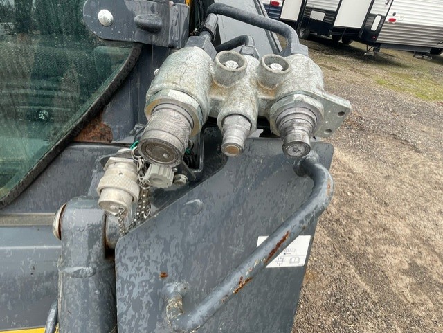 2017 John Deere 318G Skid Steer Loader