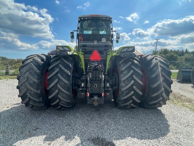 2021 CLAAS XERION 5000 Tractor 4WD