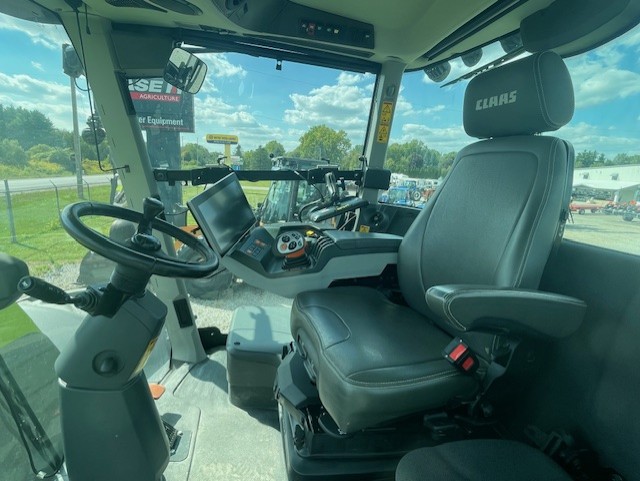 2021 CLAAS XERION 5000 Tractor 4WD