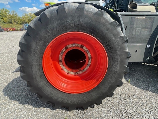 2021 CLAAS XERION 5000 Tractor 4WD