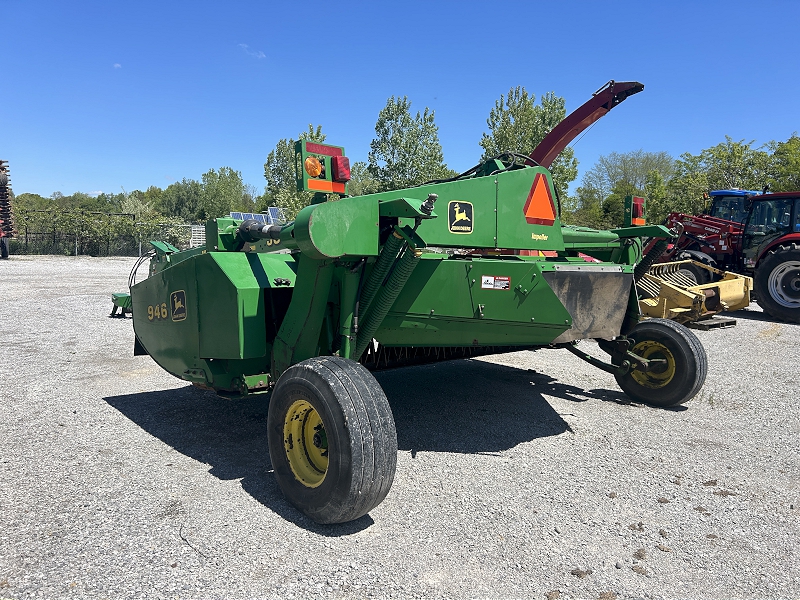 2001 John Deere 946 Mower Conditioner