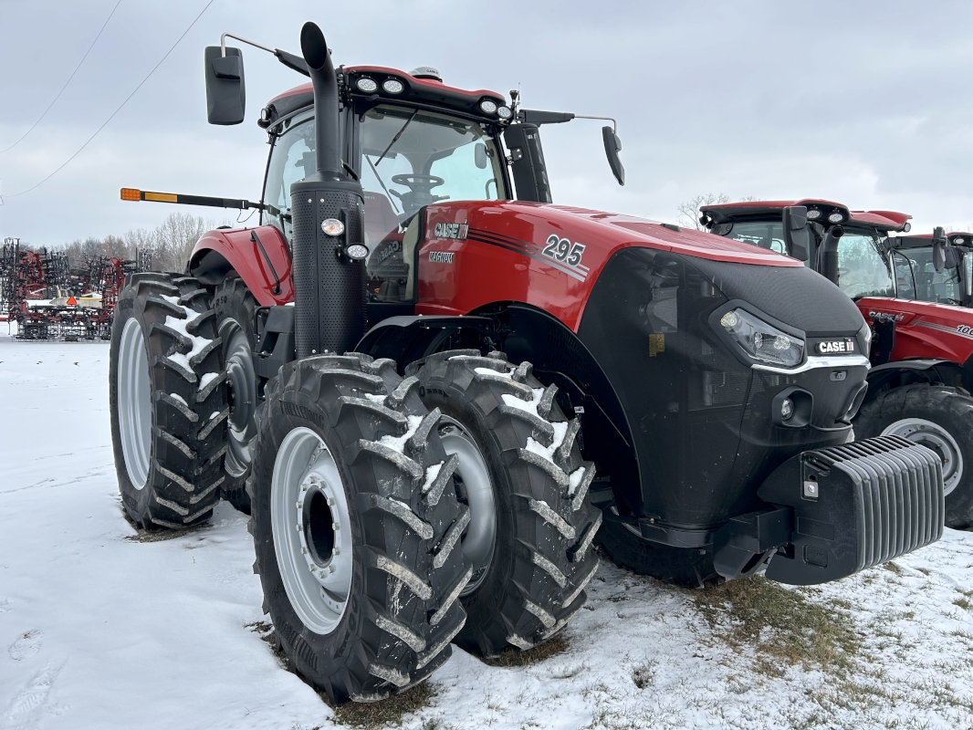 2026 Case IH MAGNUM 295 Tractor