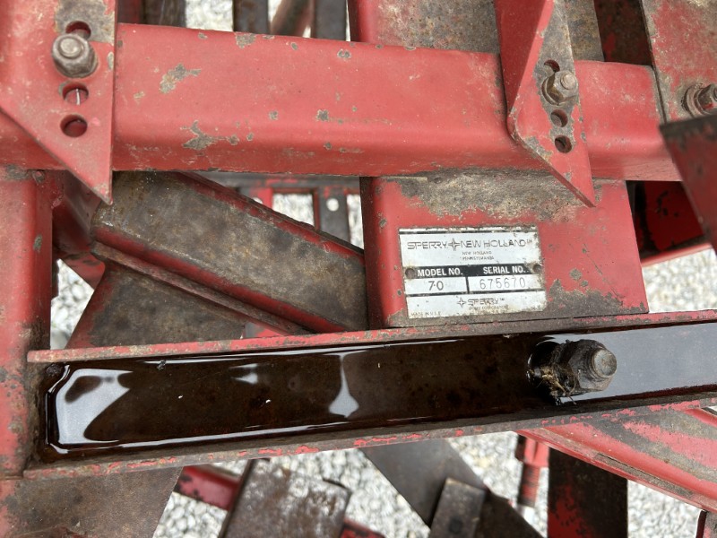 1983 New Holland 316 Baler/Square