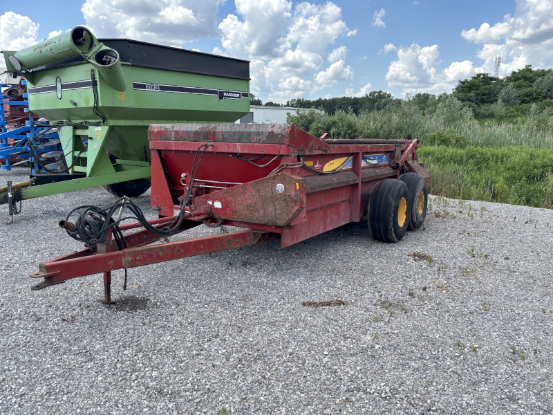 2012 New Holland 195 Manure Spreader