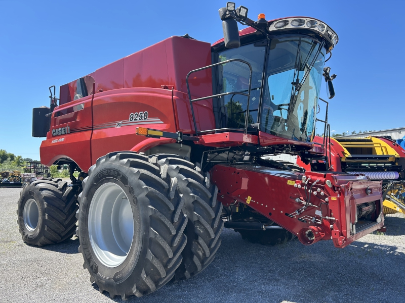 2023 Case IH 8250 Combine