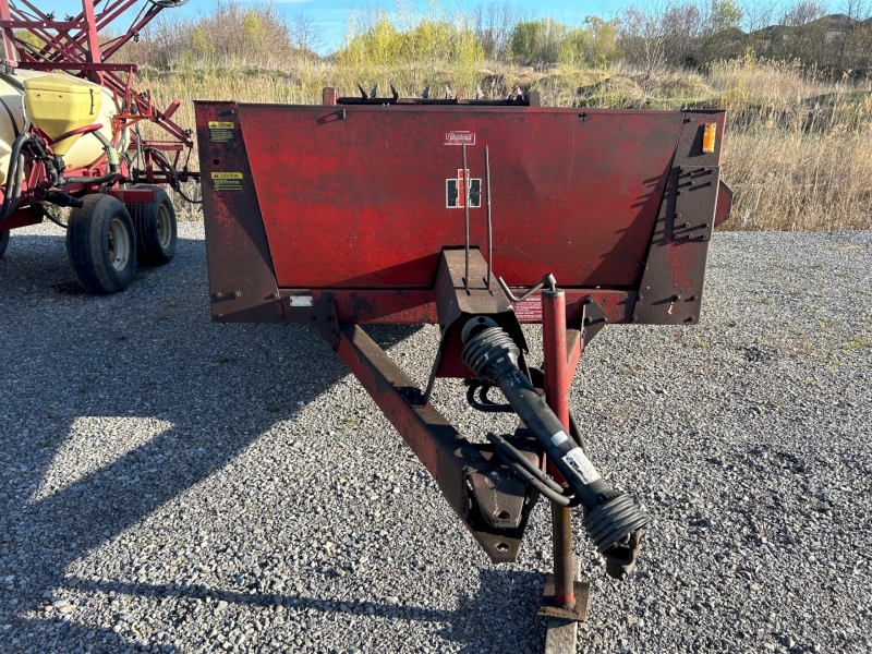 1972 International 575 Manure Spreader