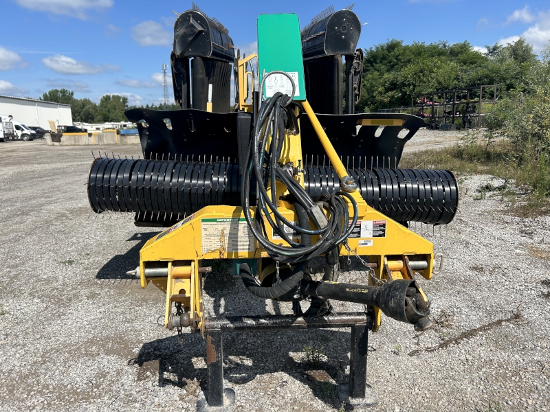 2021 Oxbo 2334 Windrow Merger