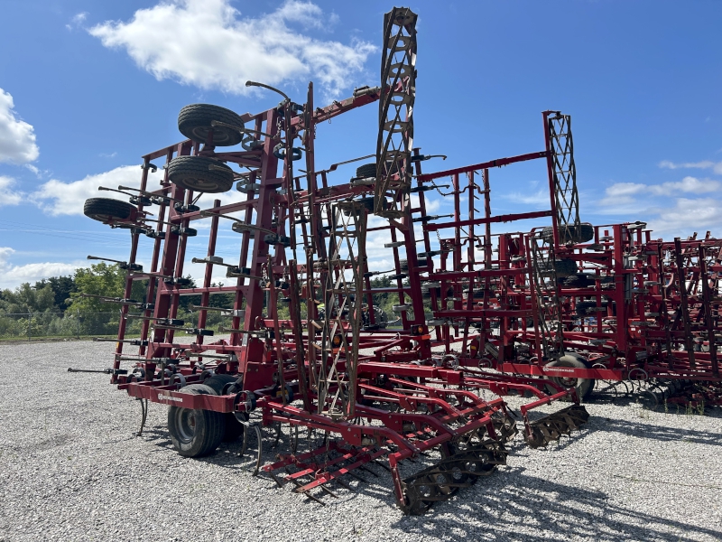 2012 Kongskilde MISC VIBRO T Field Cultivator