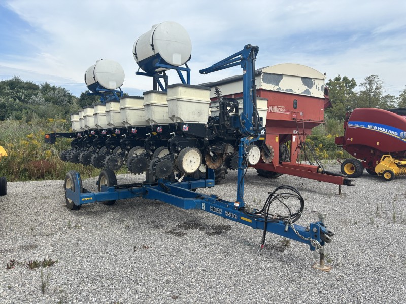 2006 Kinze 3500 Planter