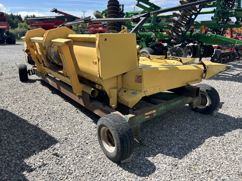 2000 New Holland 360N6 Header Forage