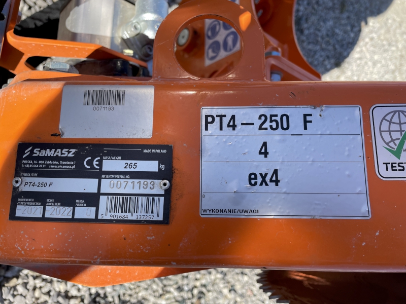 2022 SaMASZ PT4-250F Saw