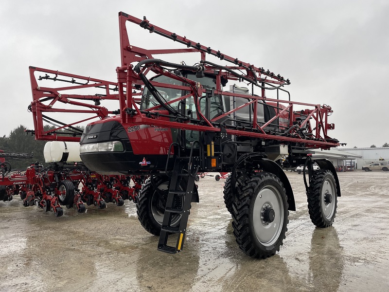 2023 Case IH PATRIOT 2250 Sprayer/High Clearance