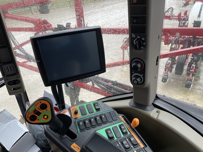 2023 Case IH PATRIOT 2250 Sprayer/High Clearance