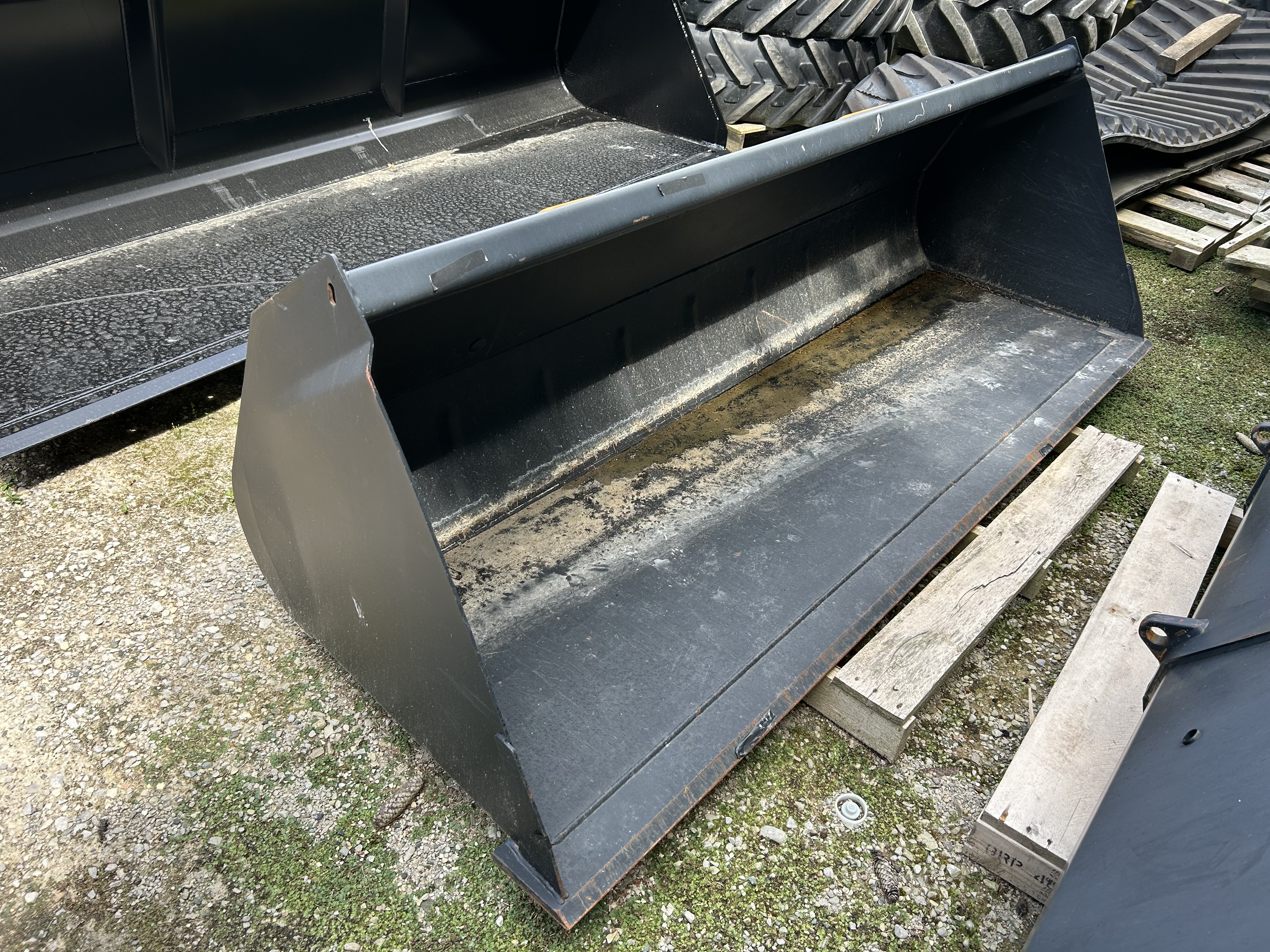 2023 Case IH L105 Loader