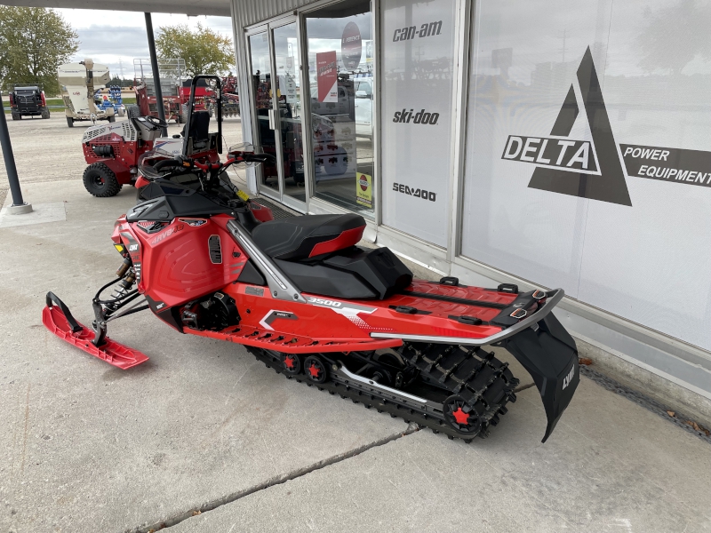 2023 Ski-Doo 850 RE Snowmobile