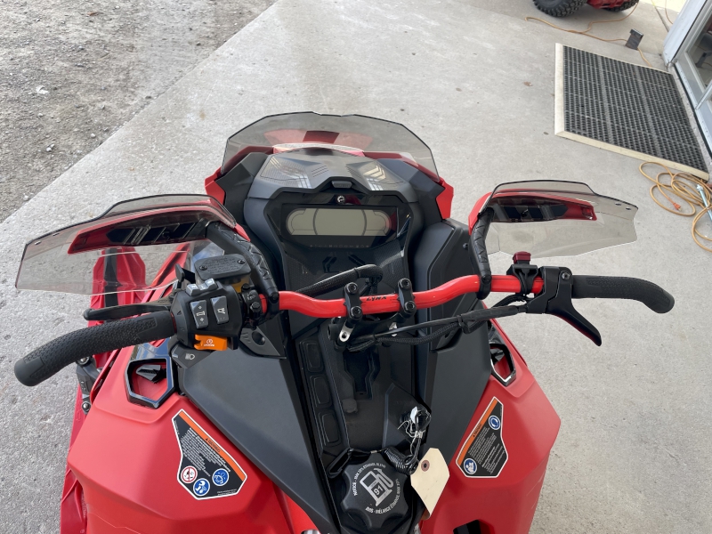 2023 Ski-Doo 850 RE Snowmobile