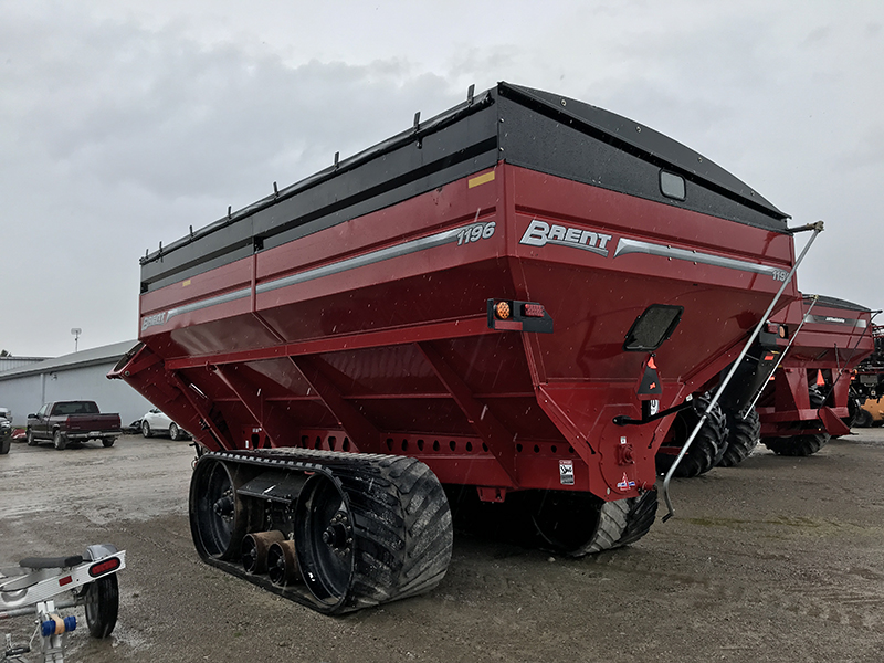 2022 Brent 1196 Grain Cart