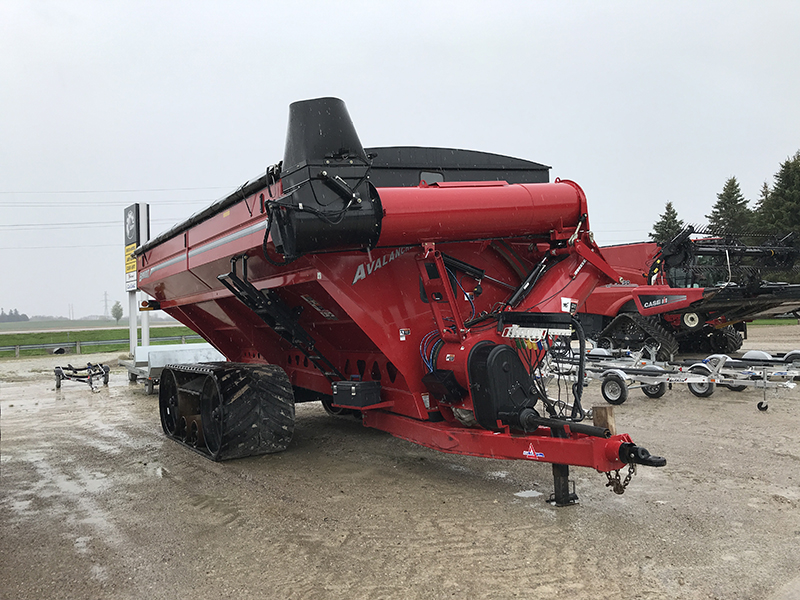 2022 Brent 1196 Grain Cart