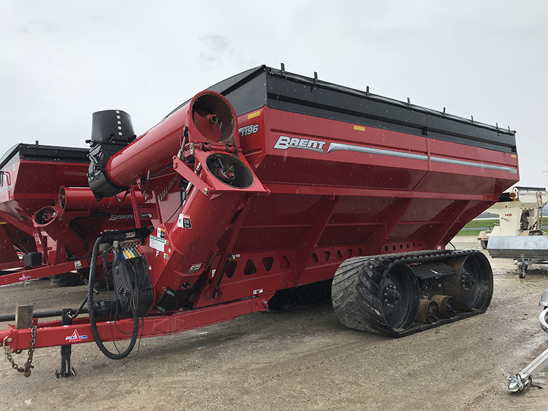 2022 Brent 1196 Grain Cart