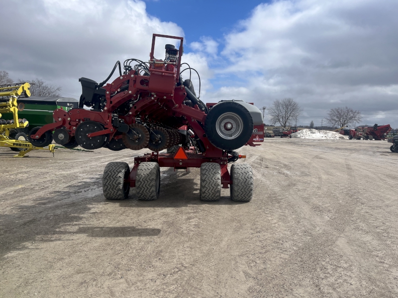 2022 Case IH 2140-12/24R Planter