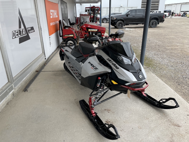 2024 Ski-Doo MXZ XRS Snowmobile