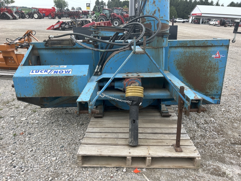 1995 Lucknow D85H Snow Blower