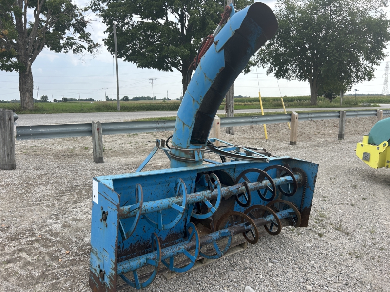 1995 Lucknow D85H Snow Blower