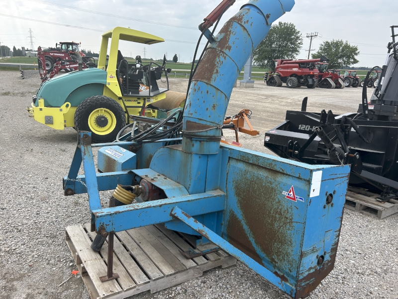 1995 Lucknow D85H Snow Blower