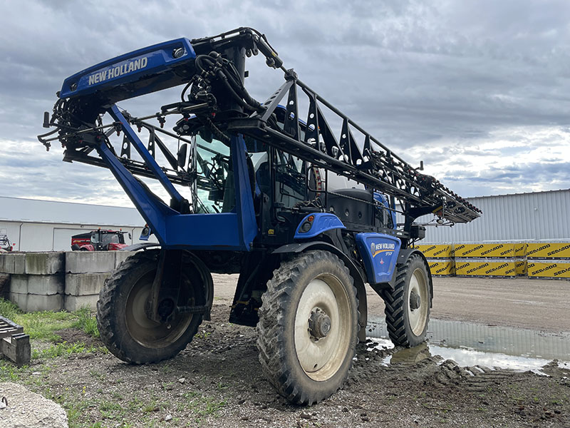 2019 New Holland SP.310F Sprayer/High Clearance