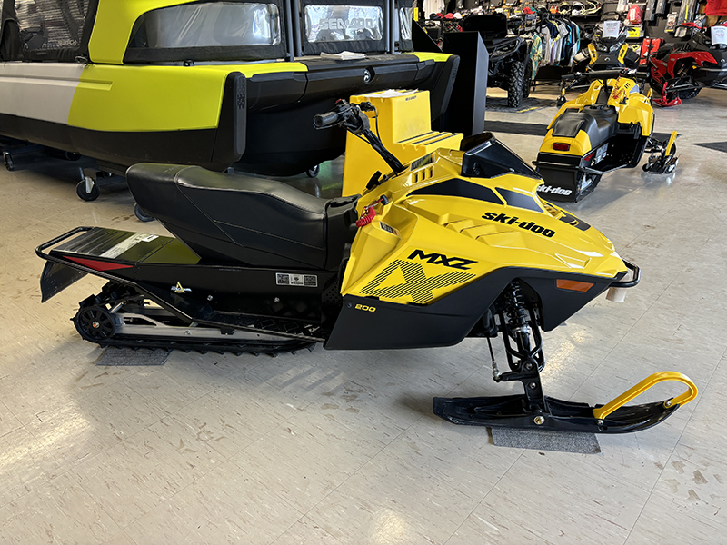 2023 Ski-Doo Z 200 Snowmobile