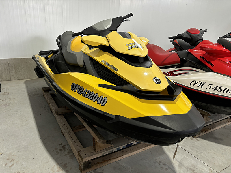 2009 Sea-Doo RXT IS 260 Water Craft