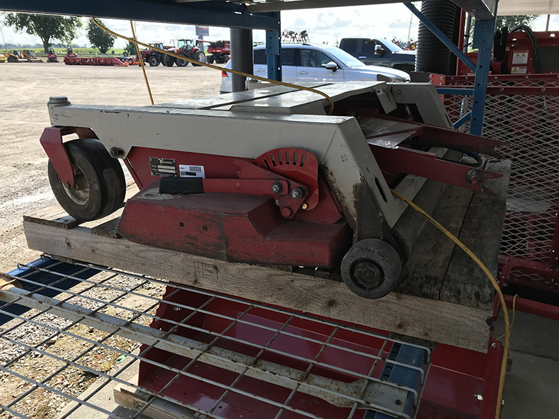 2006 Ventrac LM520 Mower