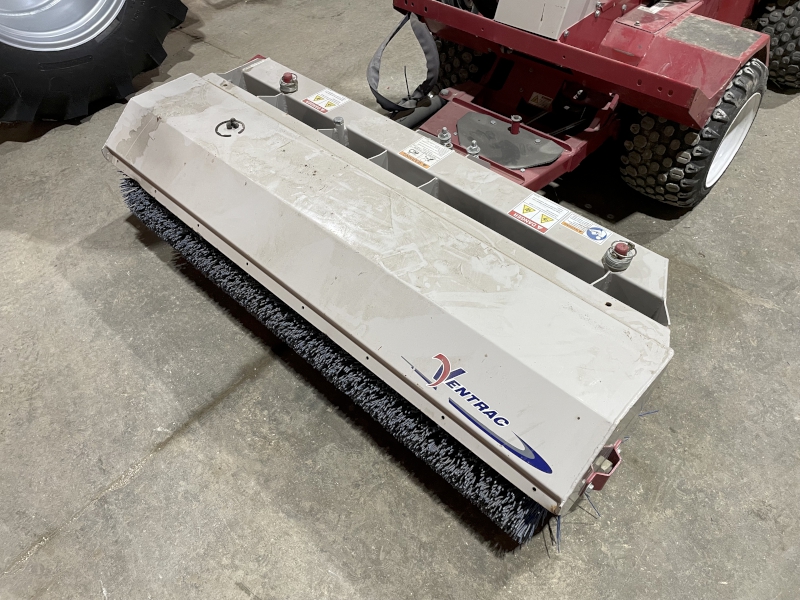 2018 Ventrac LB540 Broom