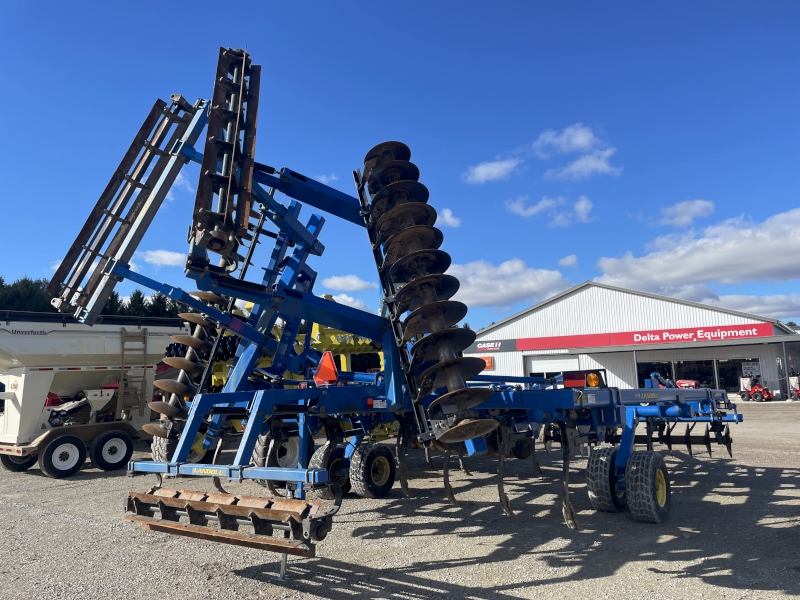 2009 Landoll 2210 Chisel Plow