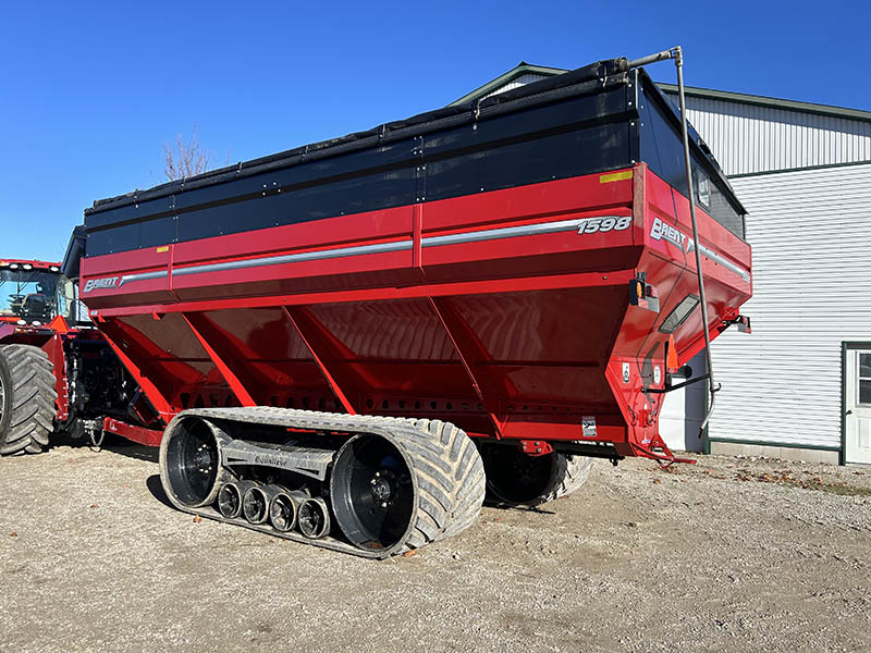 2023 Brent 1598 Grain Cart