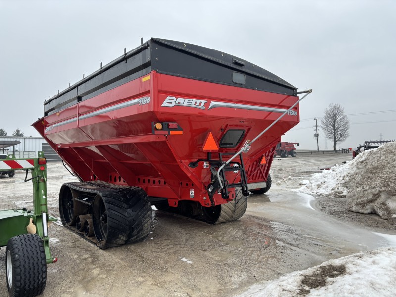 2024 Brent 1198 Grain Cart