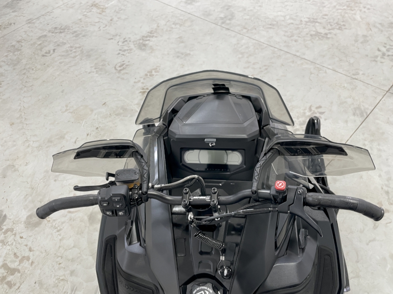 2024 Ski-Doo MXZ X 850 Snowmobile